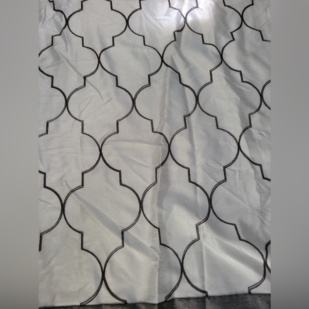 JCPENNEY HOME - blackout drapery panels (2 panels) - Picture 5 of 7